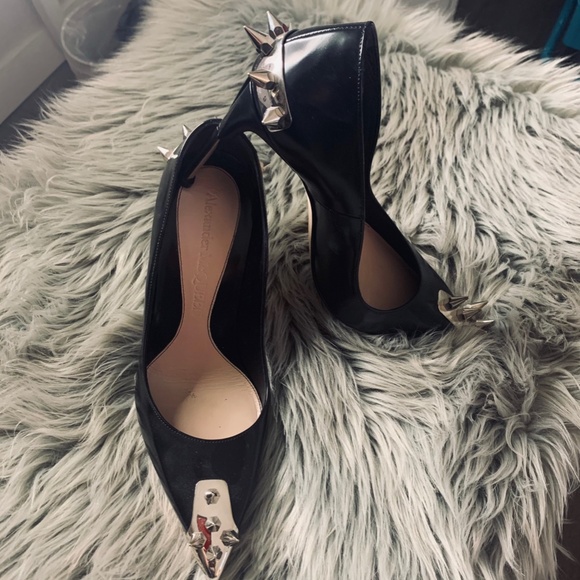 Meet your Posher, Karen - Picture 7 of 9